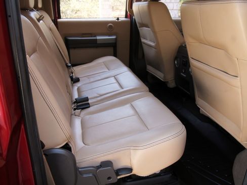 Used 2016 Ford F250 Lariat w/ Lariat Ultimate Package image 46