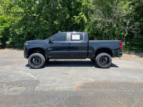 Used 2020 Chevrolet Silverado 1500 RST AWD/4WD image 2