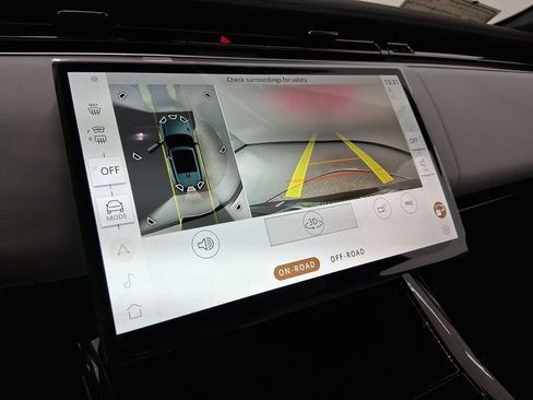 New 2026 Land Rover Range Rover Sport SE image 24