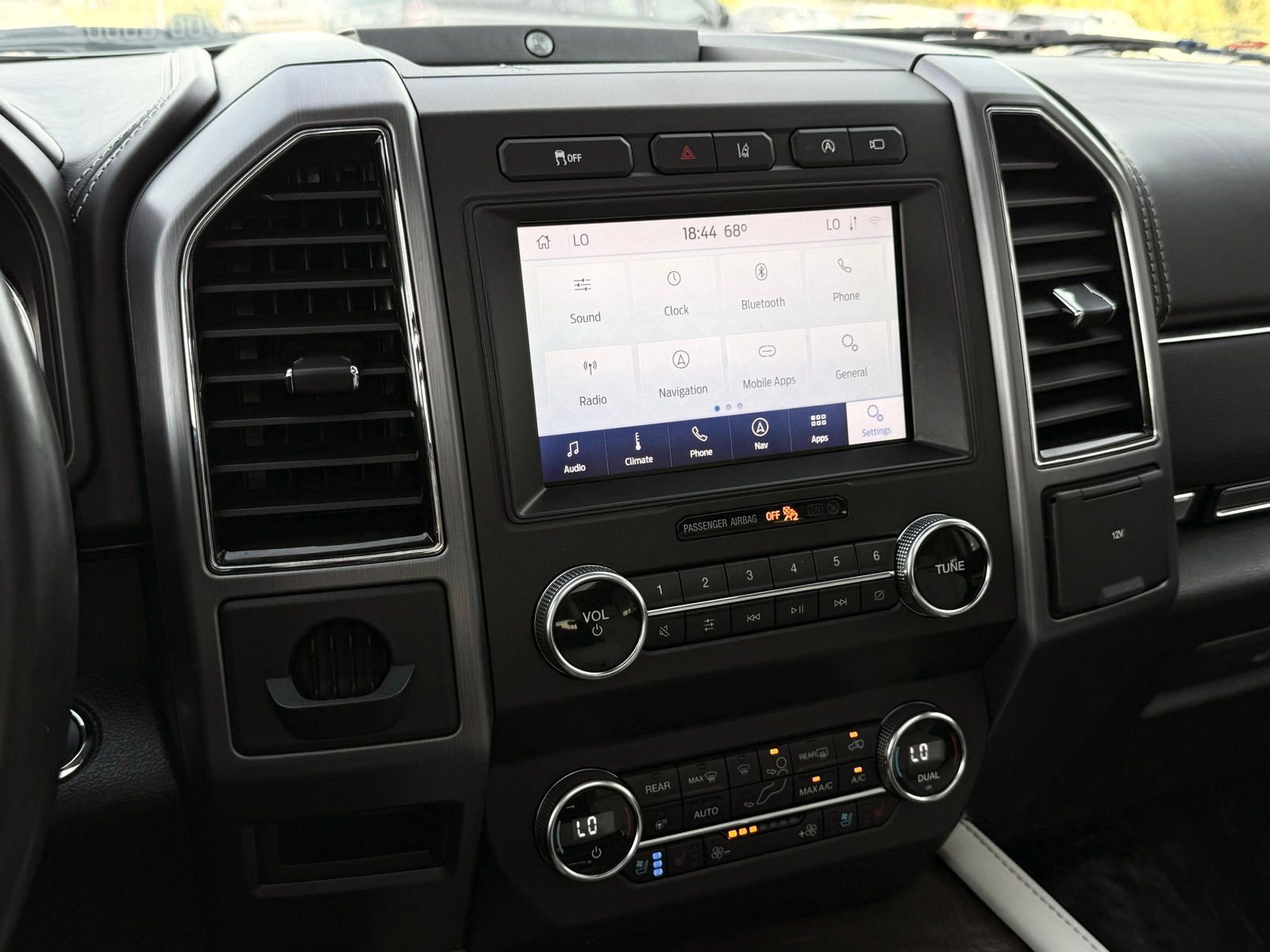 Used 2020 Ford Expedition Platinum RWD image 44
