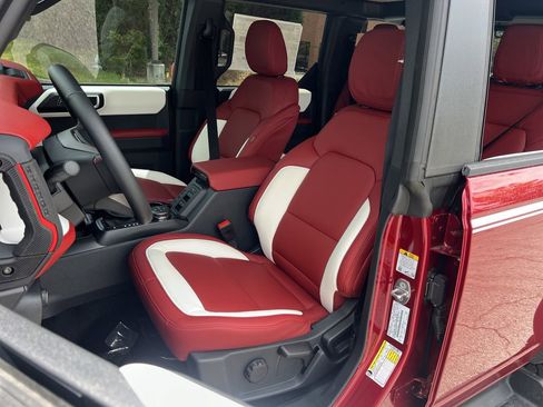 New 2026 Ford Bronco Heritage Edition AWD/4WD image 13