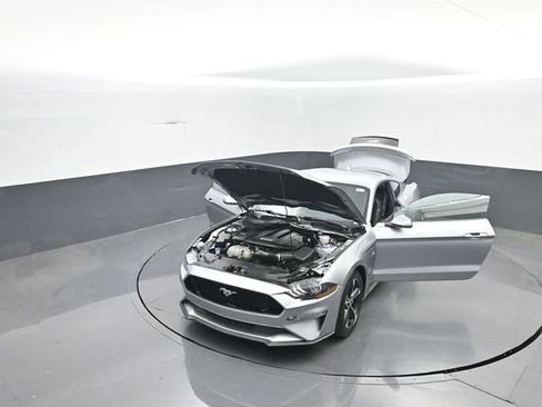 Used 2023 Ford Mustang GT RWD image 34