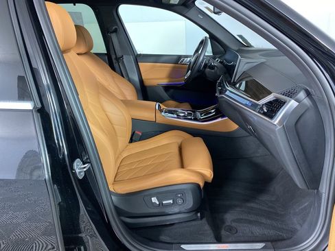 Certified 2024 BMW X5 xDrive40i w/ Parking Assistance Package AWD/4WD image 33