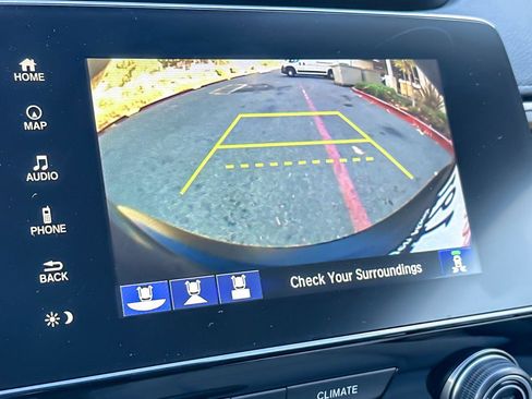 Used 2018 Honda CR-V Touring image 19