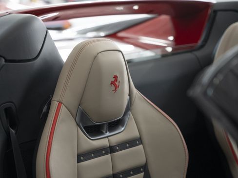 Used 2025 Ferrari 296 GTS RWD image 30