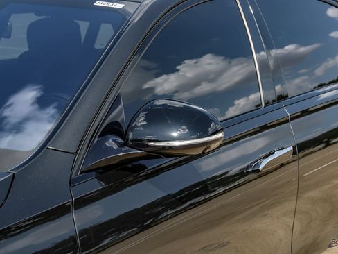 Used 2023 Mercedes-Benz S 580 4MATIC Sedan w/ AMG Line image 27