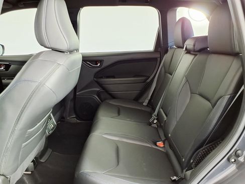 Used 2025 Subaru Forester Limited w/ Popular Package AWD/4WD image 10