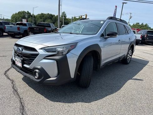 Used 2023 Subaru Outback Premium AWD/4WD image 14