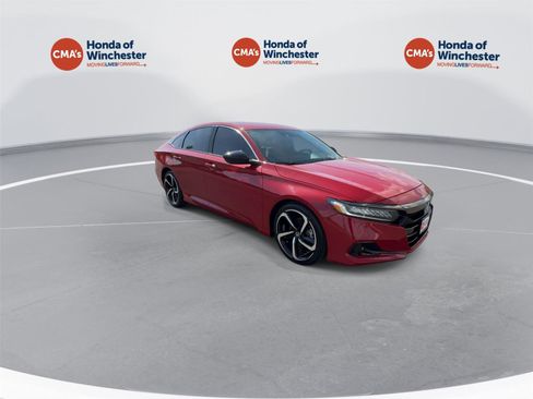 Used 2022 Honda Accord Sport image 2