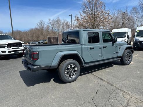 New 2026 Jeep Gladiator Sport image 3