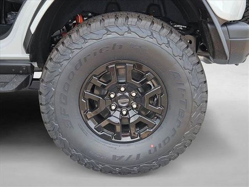 New 2026 Ford Bronco Raptor AWD/4WD image 9
