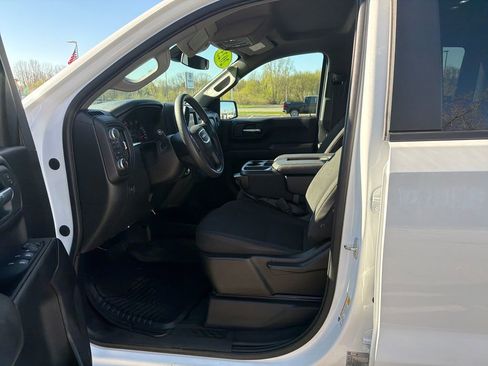Used 2023 GMC Sierra 1500 Pro w/ Pro Value Package AWD/4WD image 10