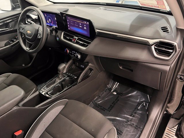 Certified 2025 Chevrolet TrailBlazer LT AWD/4WD image 11