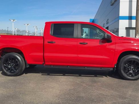 Certified 2023 Chevrolet Silverado 1500 Custom w/ LPO, Dark Essentials Package image 9