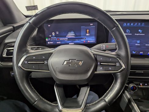 Used 2024 Chevrolet Traverse LT w/ Midnight/Sport Edition AWD/4WD image 20