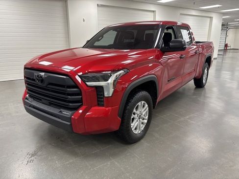 Used 2022 Toyota Tundra SR5 image 3