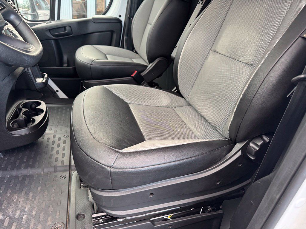 Used 2023 RAM ProMaster 3500 FWD image 11
