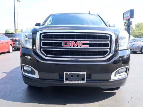 Used 2016 GMC Yukon XL SLT w/ Open Road Package AWD/4WD image 8