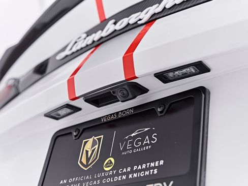 Used 2021 Lamborghini Urus AWD/4WD image 34