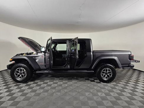 Used 2025 Jeep Gladiator Rubicon w/ Safety Group image 16