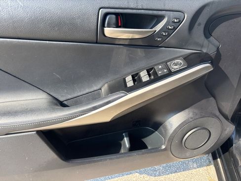 Used 2018 Lexus IS 300 IS 300 AWD image 12