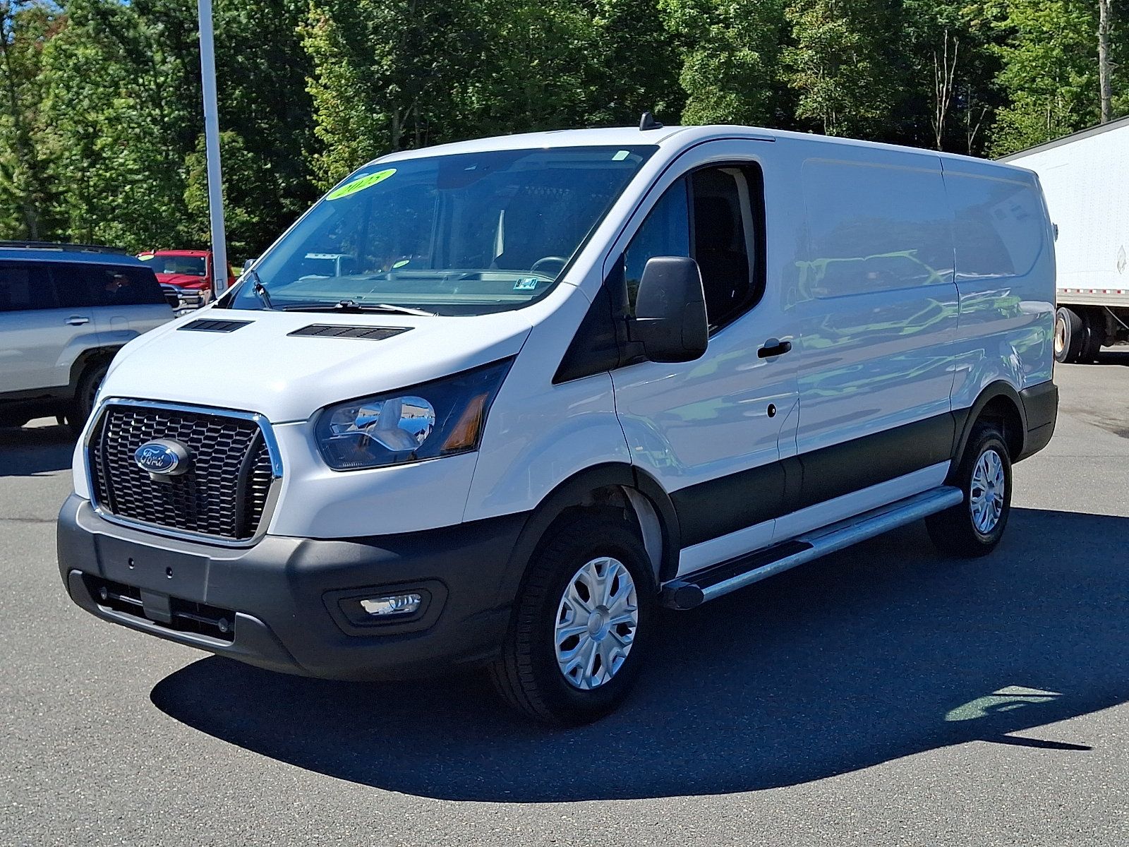 Used 2025 Ford Transit 250 Low Roof w/ Exterior Upgrade Package RWD image 3