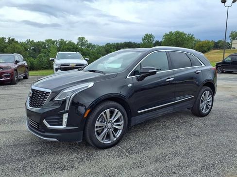 Used 2025 Cadillac XT5 Premium Luxury AWD/4WD image 11