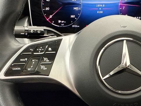 Certified 2026 Mercedes-Benz GLC 300 image 11