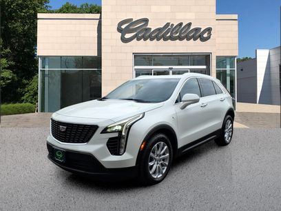 Certified 2022 Cadillac XT4 Luxury w/ Cold Weather Package