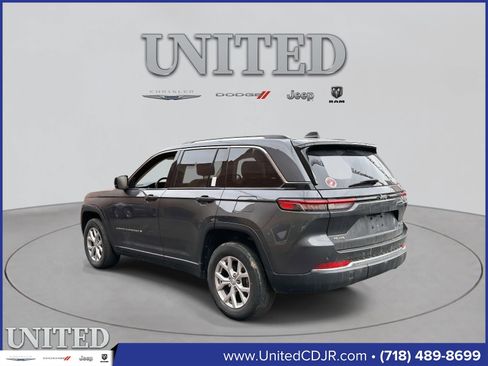 Used 2022 Jeep Grand Cherokee Limited image 6