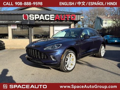 Used 2021 Aston Martin DBX AWD/4WD image 1