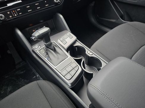 New 2026 Kia Sportage LX image 9