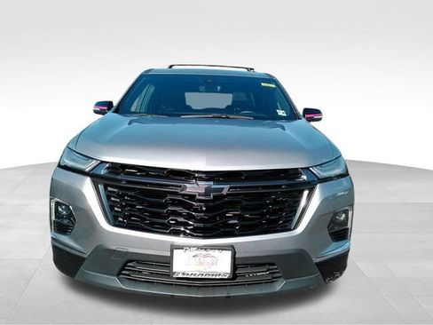 Used 2023 Chevrolet Traverse Premier w/ Redline Edition AWD/4WD image 3