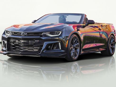 Used 2018 Chevrolet Camaro ZL1 w/ LPO, ZL1 Protection Package image 3