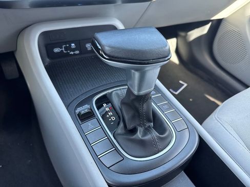 Used 2024 Hyundai Kona SEL image 40