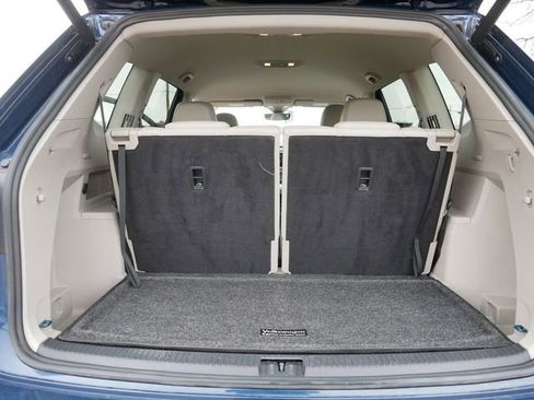 Used 2019 Volkswagen Atlas SE w/ Towing Package image 18