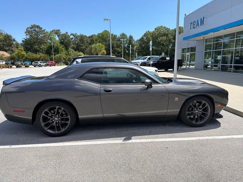 Used 2023 Dodge Challenger R/T Scat Pack RWD image 2