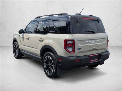 Used 2025 Ford Bronco Sport Outer Banks w/ Outer Banks Tech Package+ AWD/4WD image 8