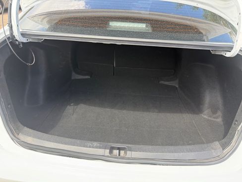 Used 2024 Toyota Corolla LE w/ LE Convenience Package FWD image 32