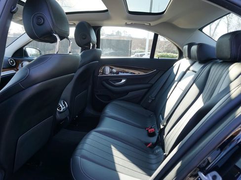 Used 2020 Mercedes-Benz E 350 Sedan image 13