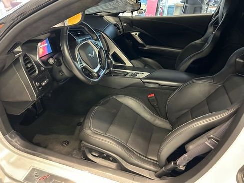 Used 2016 Chevrolet Corvette Z06 w/ 3LZ Preferred Equipment Group image 12