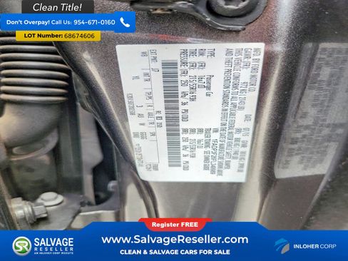 Used 2015 Ford Focus SE FWD image 16