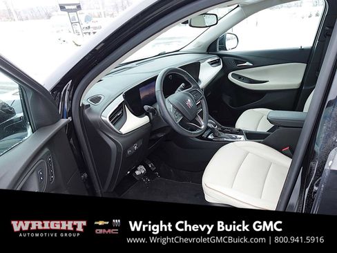 Used 2024 Buick Encore GX Avenir w/ Avenir Convenience Package image 12