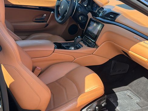 Used 2018 Maserati GranTurismo MC RWD image 20