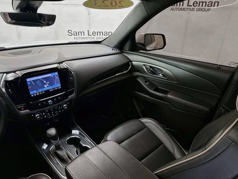 Used 2023 Chevrolet Traverse Premier AWD/4WD image 26