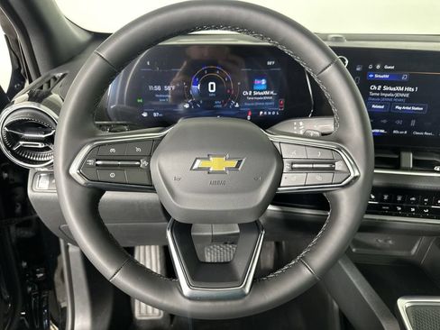 New 2026 Chevrolet Equinox LT FWD image 12