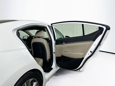 Used 2017 Hyundai Elantra Limited w/ Limited Ultimate Package 05 image 30