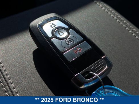 New 2025 Ford Bronco Badlands AWD/4WD image 66