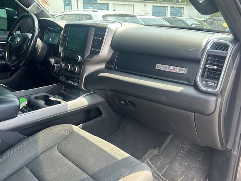 Used 2019 RAM 1500 Big Horn AWD/4WD image 19