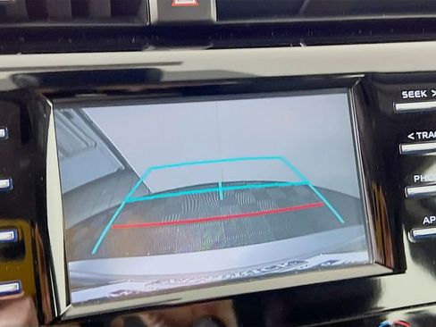 Used 2019 Toyota Camry L image 12